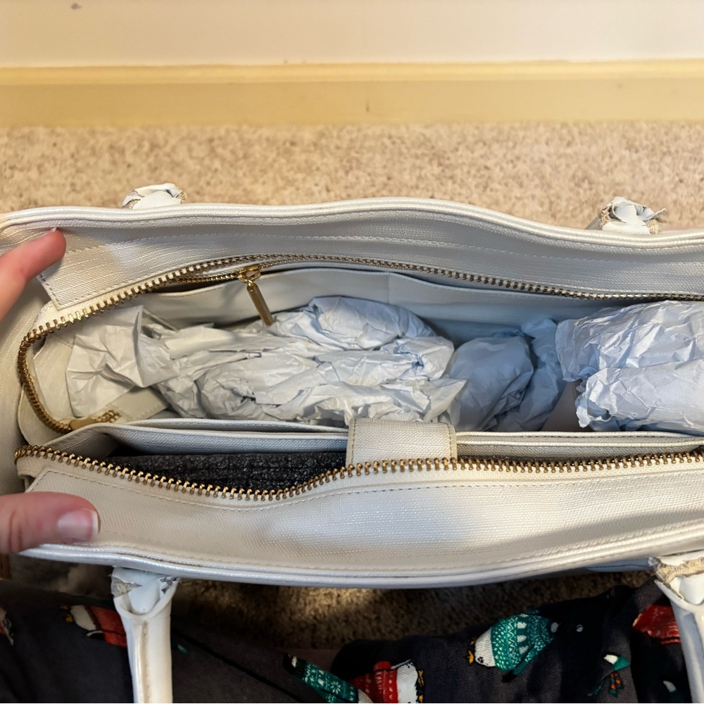 Dagne Dover Classic Signature Tote in White Canvas - Picture 7 of 16